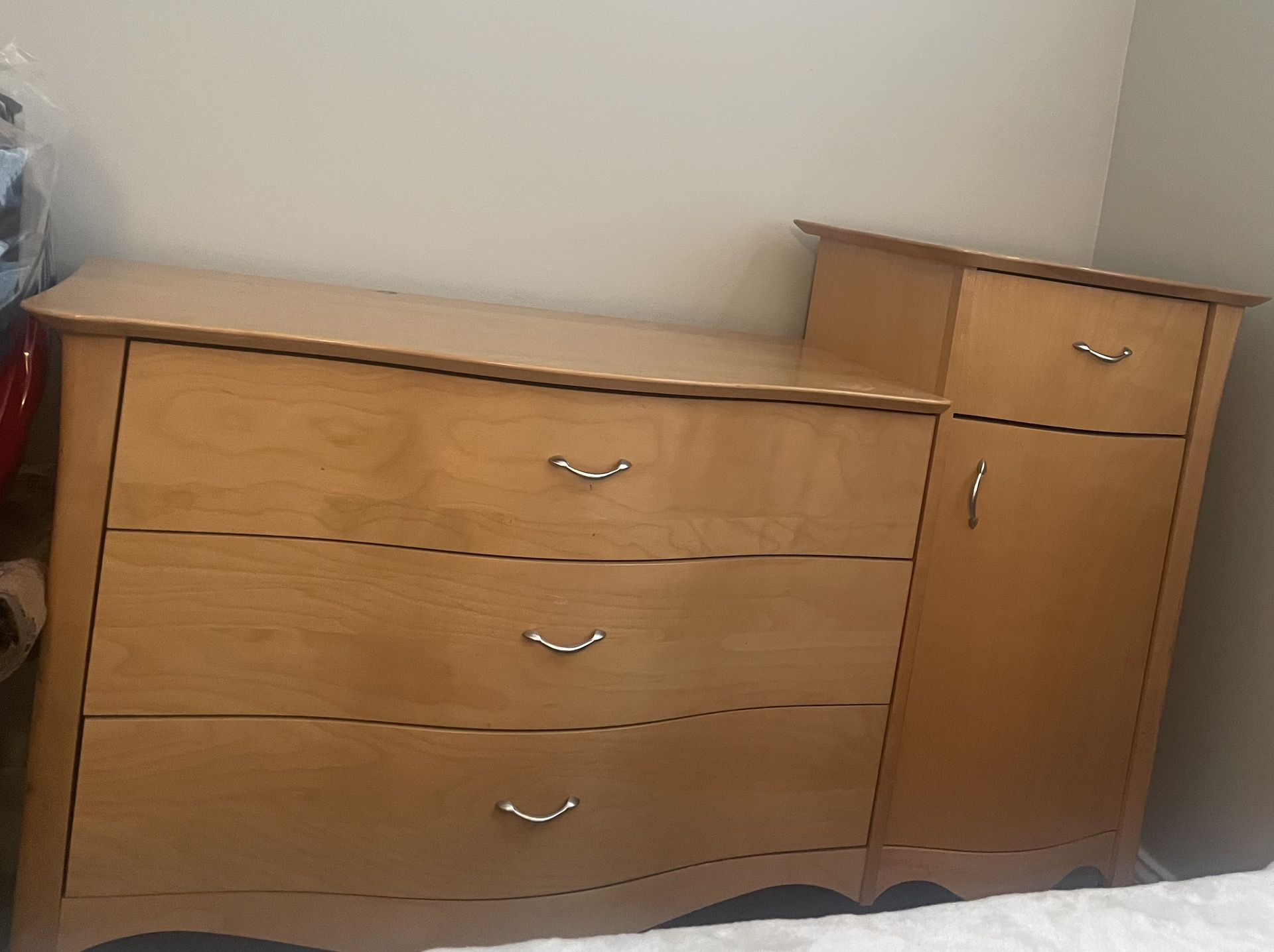 Wood Dresser / Cabinet 