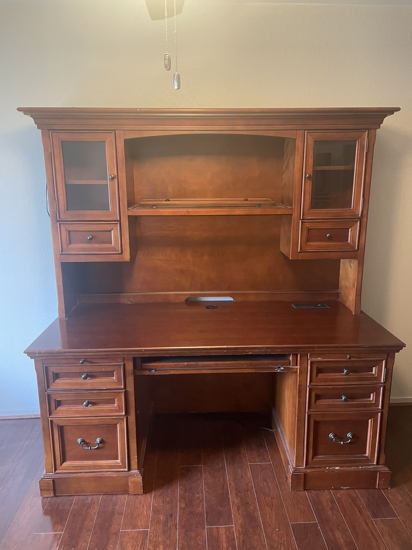 Computer Desk