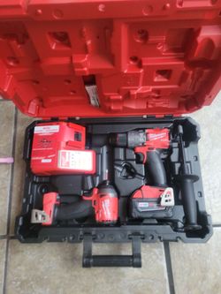 BRAND NEW MILWAUKEE 2992-22  FUEL COMBO KIT