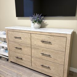 Dresser y nightstand 