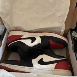 AIR JORDAN 1 LOW