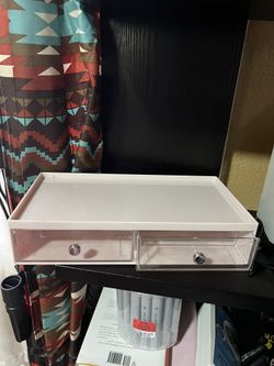 Storage For sunglasses