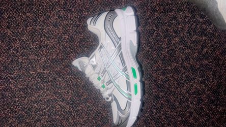 ASICS Running Sneaker White Green Silver