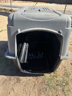 Dog crate