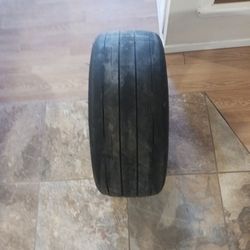 Mickie Thompson P255/60R15 Street Slick