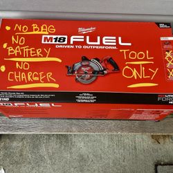 Milwaukee M18 FUEL Rear Handle Circular Saw 7-1/4”.  Brand NEW.  Tool Only.  No Charger.  No Battery.  No Bag.  NUEVO 