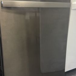 GE PROFILE BLACK STAINLESS BUILT IN DISHWASHER