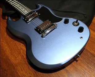 Epiphone Limited-Edition SG Special-l Guitar with HSC