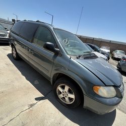 2005 Dodge Caravan