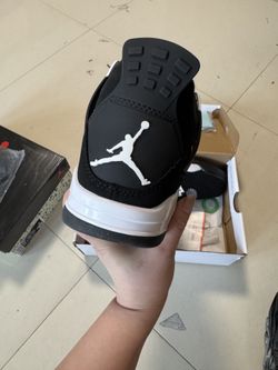 Jordan 4 white Thunder