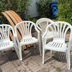 10 Patio Chairs 