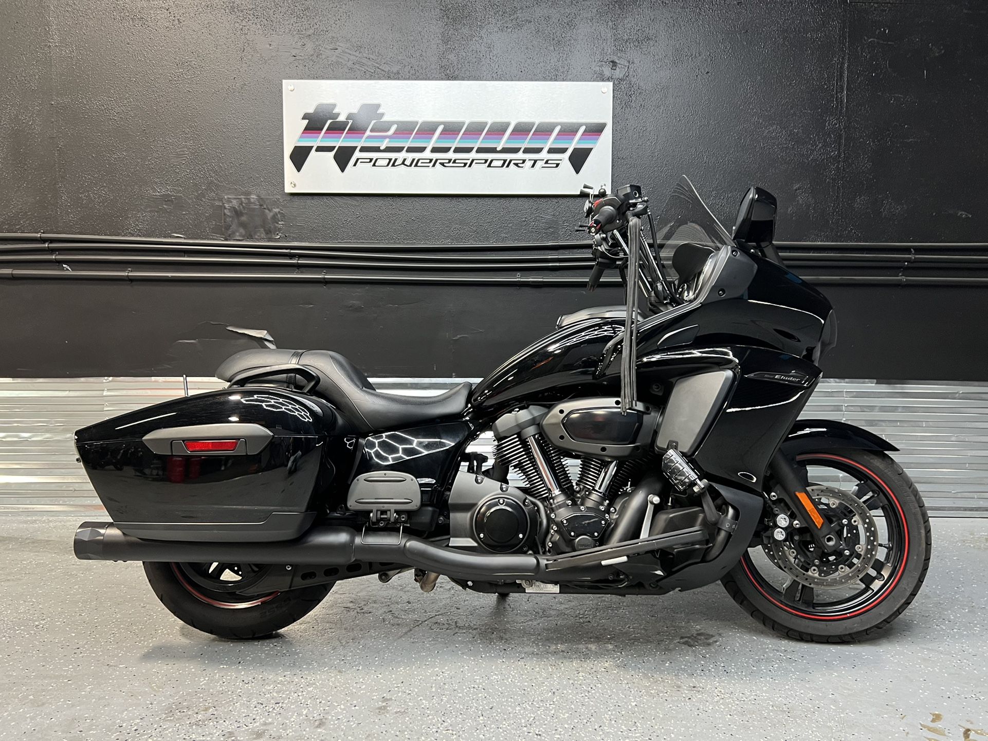 2018 YAMAHA STAR ELUDER