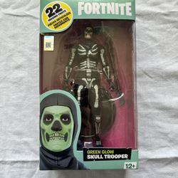 Fortnite Green Glow Skull Trooper Action Figure Glow-in-the-Dark McFarlane Toys