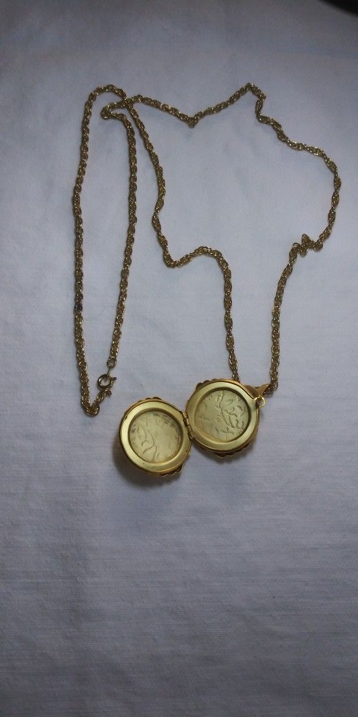 Shell Locket