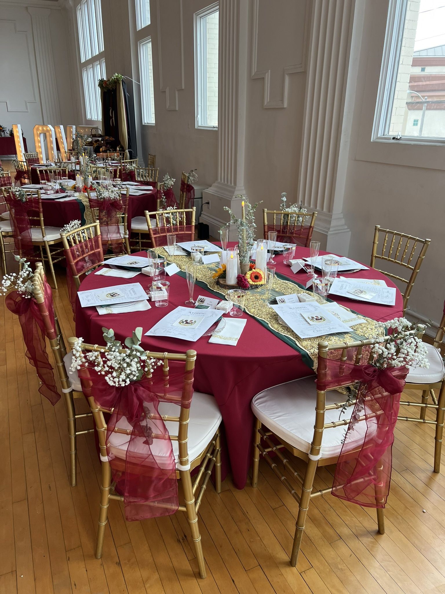 Table Covers, Runners, Chair Sashes