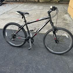 Trek Bicycle 820