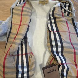 Burberry Zip Up Size Large NEW