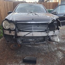 2005 Mercedes Benz C55 Part Out
