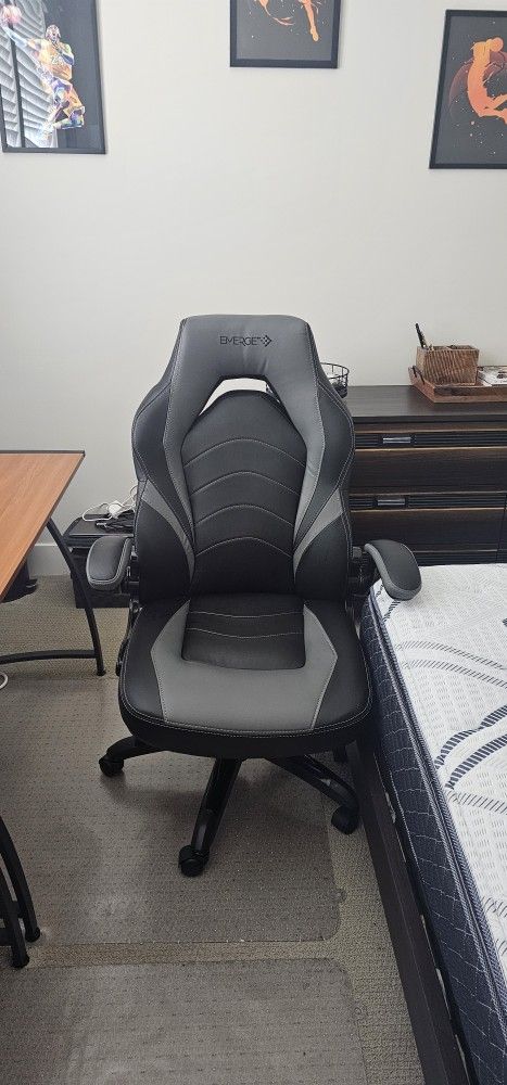 Black Office/Gaming Chair
