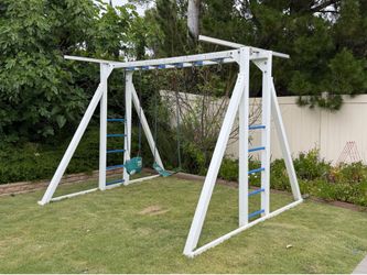 Swing play set