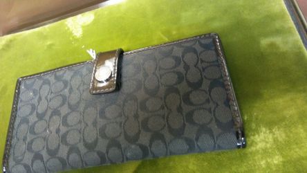 Coach wallet