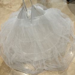 Quinceañera Or Bridal Petticoat Fluffy 
