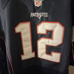 Tom Brady Patriots #12 jersey signed 2010-2018