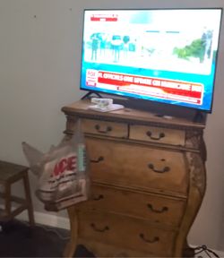 Vintage 1980’s Original “Bombay Company”3 Drawer Chest/secretary