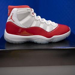 Air Jordan 11 Cherry Red – Size 8 – Deadstock – 2022