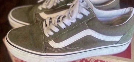 Woman Vans size 9