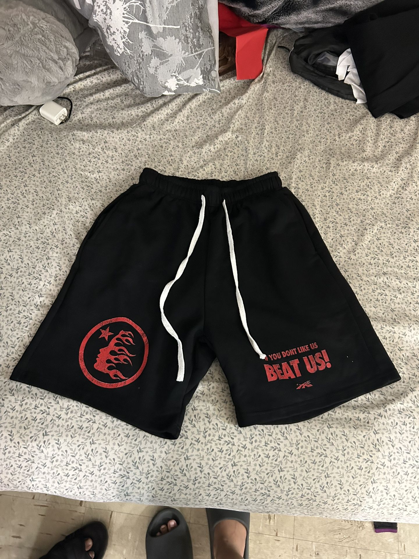 Hell Star Short