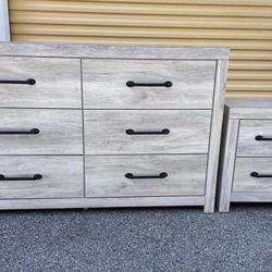 Ashley Dresser Set