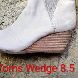 Toms Wedge  Boots 