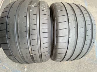 Vendo 2 llanta es YOKOHAMA ADVAN SPORT 325/35/22