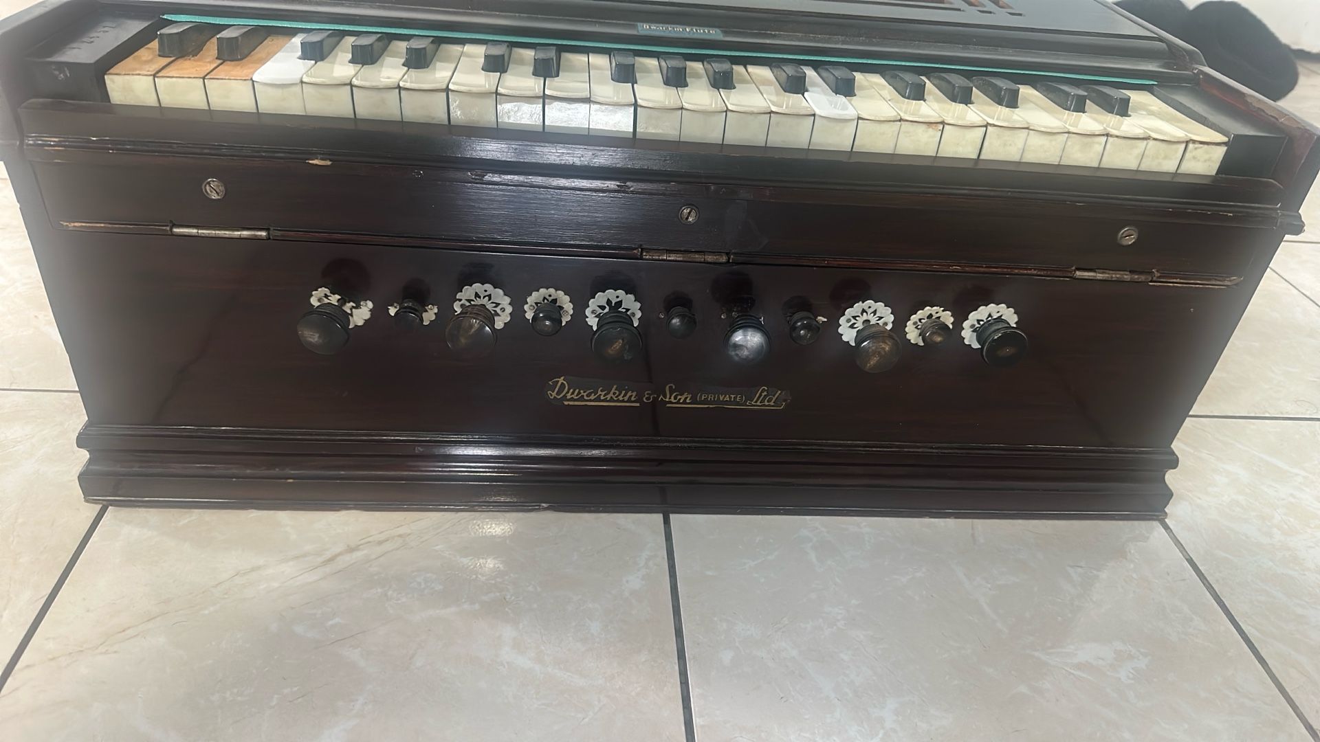 Harmonium 
