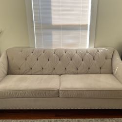 Free Couch 