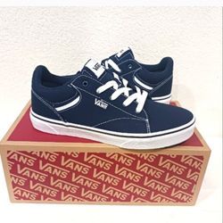 Vans Multiple Sizes Read Entire Description