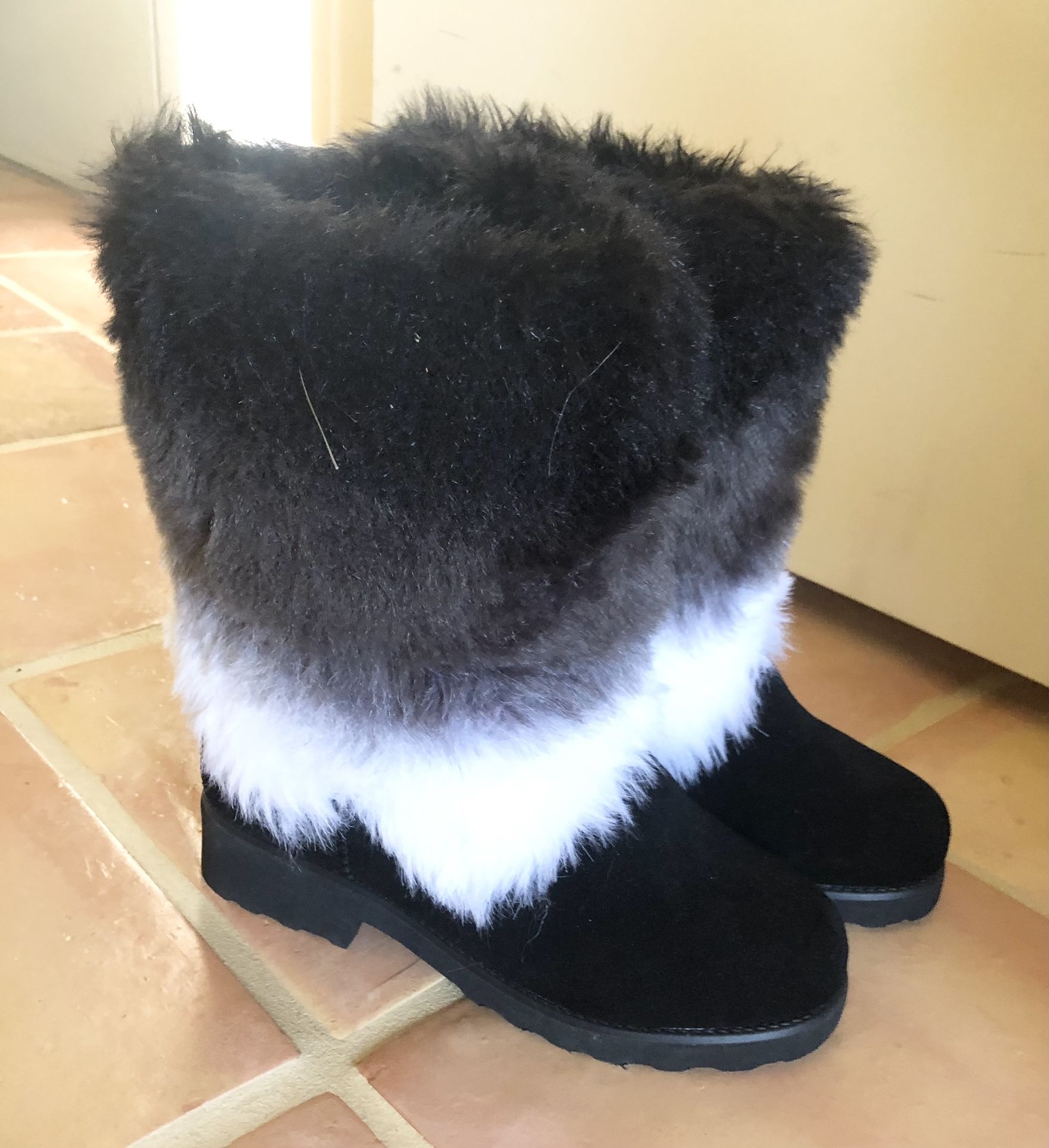 Bear paw Faux Boots