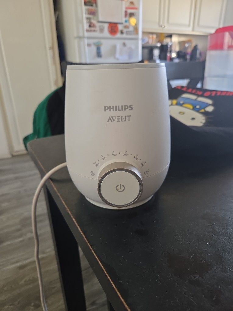 Philips Avent
Philips Avent Fast Baby Bottle Warmer 