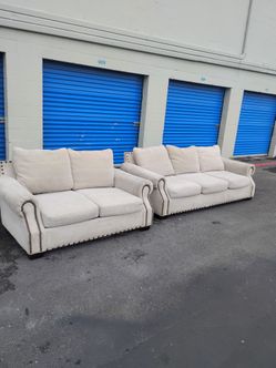 Sofa couch loveseat - delivery available
