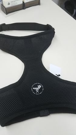 XL doggie harness. Fits more like a large.