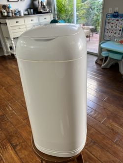 Genie Diaper Pail