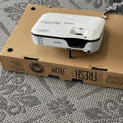 Epson EX3210 Projector