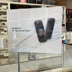 Insta360 X5 Essential Bundle