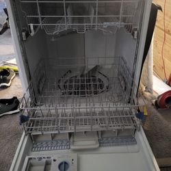 Whirlpool Dishwasher