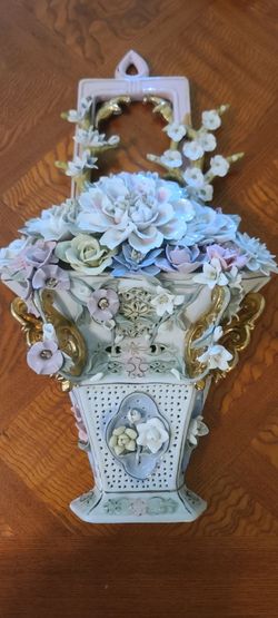Vintage Capodimonte wall vase