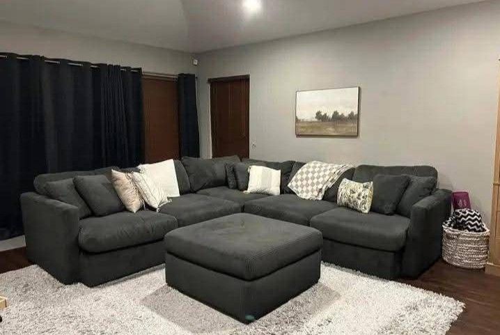 Sectional Couch 
