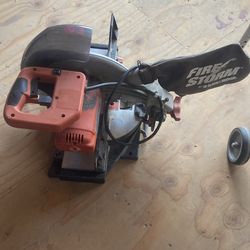 Black & Decker radial arm saw