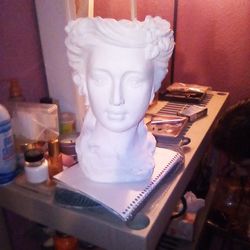 Statue Planting Head