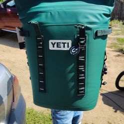 Yeti M-20 Green Backpack Cooler
